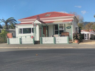 The front of the hostel on a sunny Takaka day